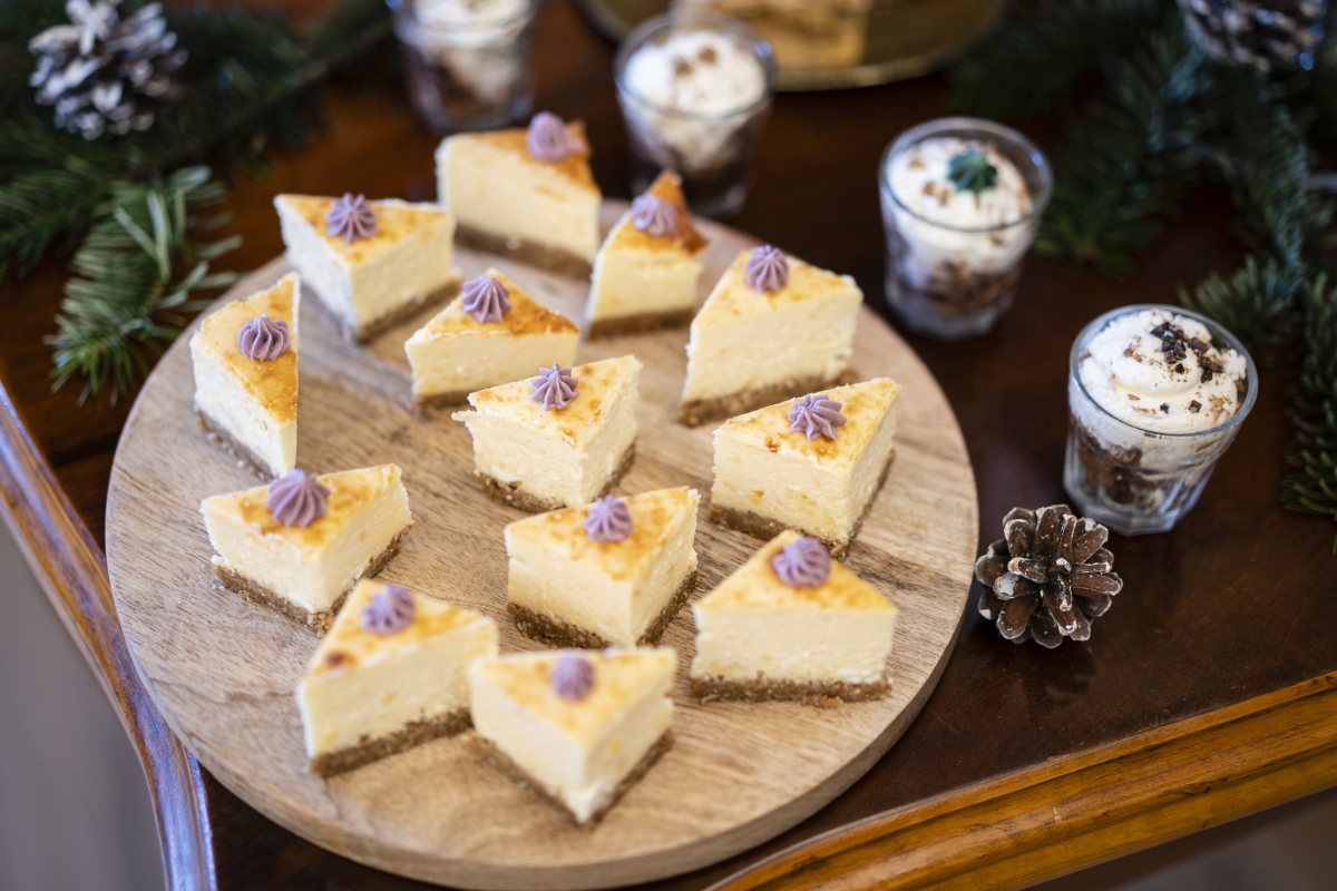 Esküvői desszertasztal