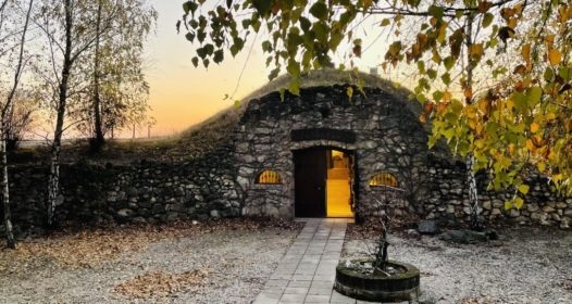 Pezsgő Borház Etyek