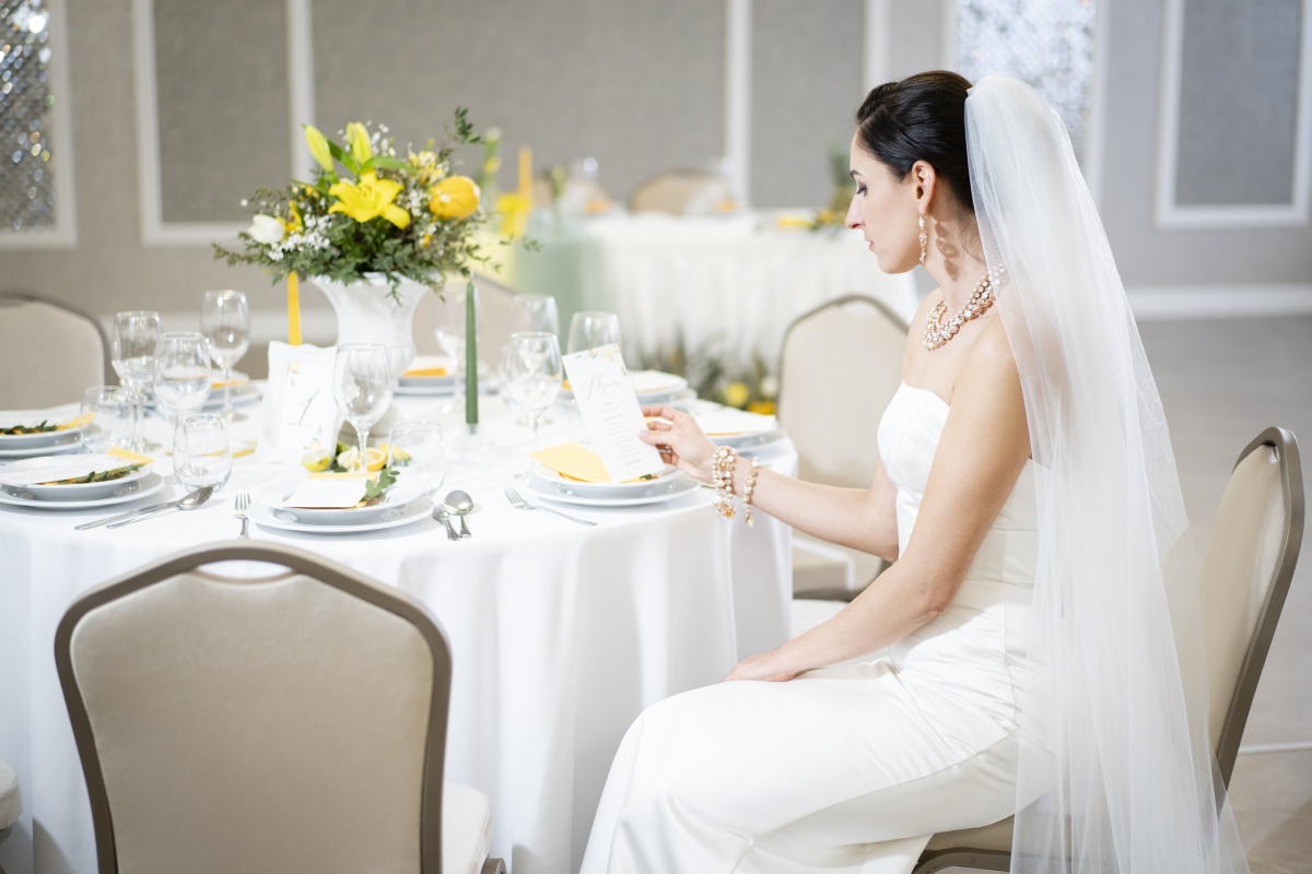 Bablena esküvőiruha és fátyol