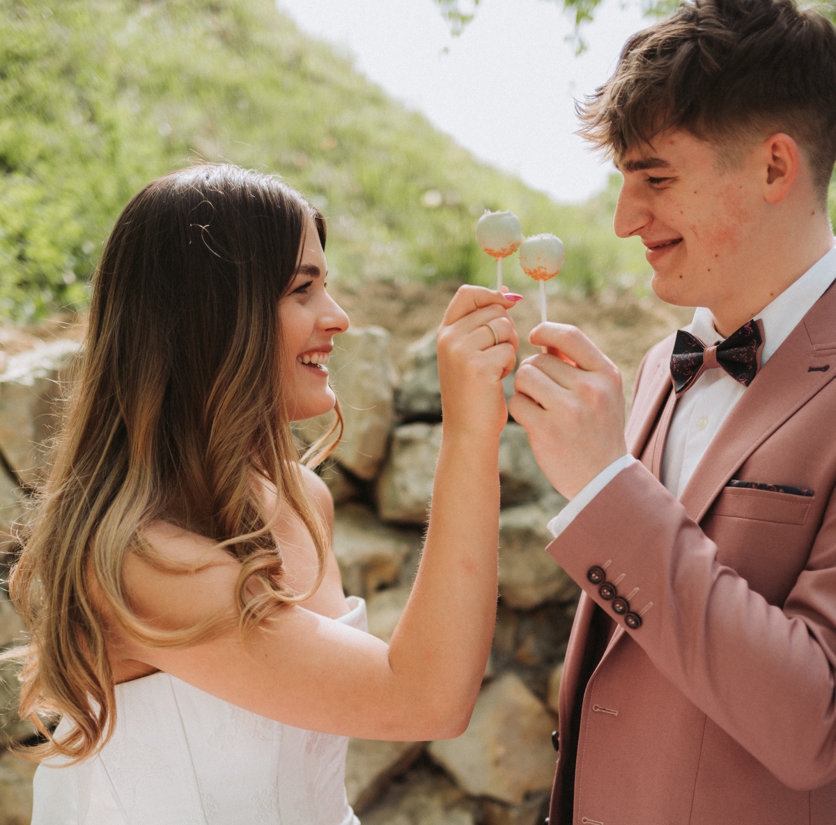 Esküvői desszertasztal