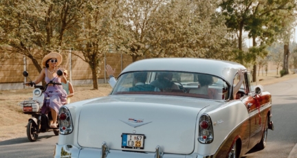 Esküvő Chevrolet Bel Airrel