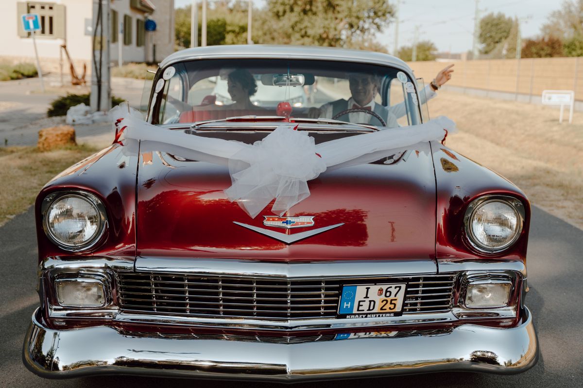 Esküvő, Chevrolet Bel Airrel